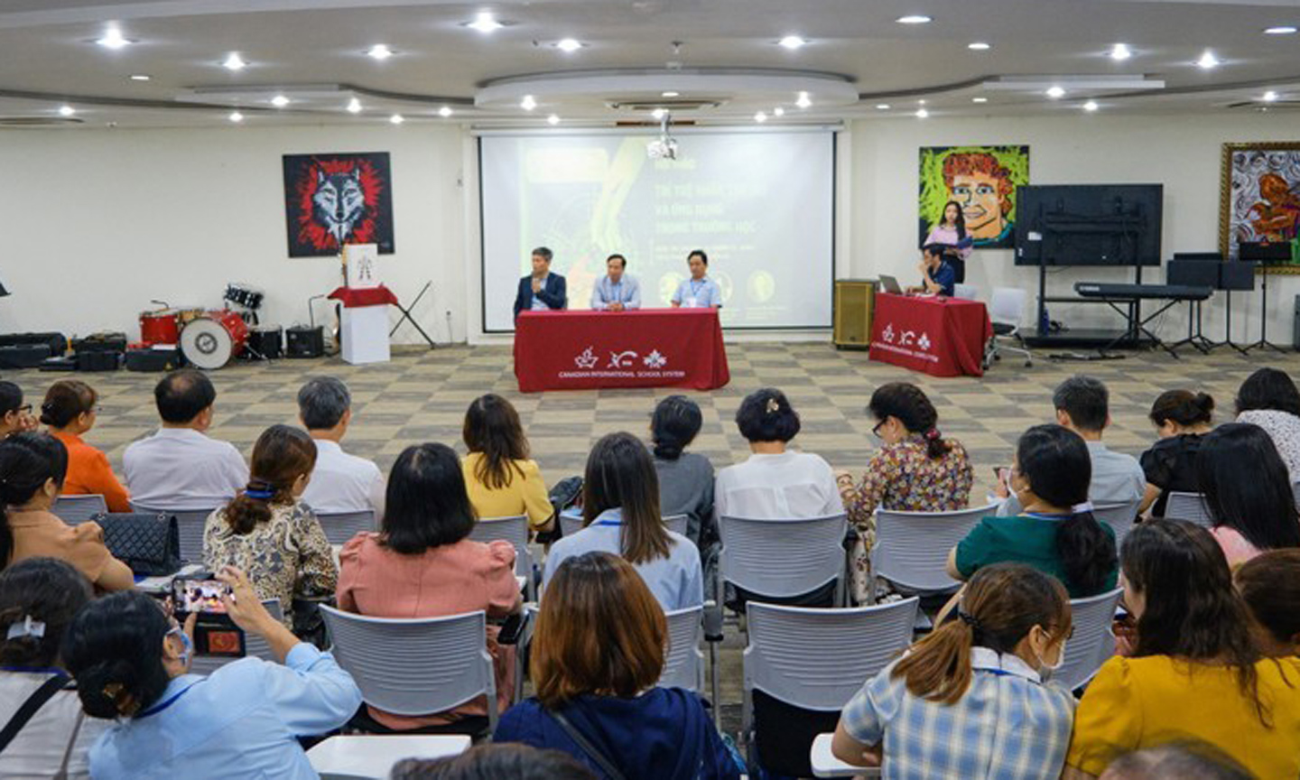 An overview of the event (Photo: Dinh Phuc).