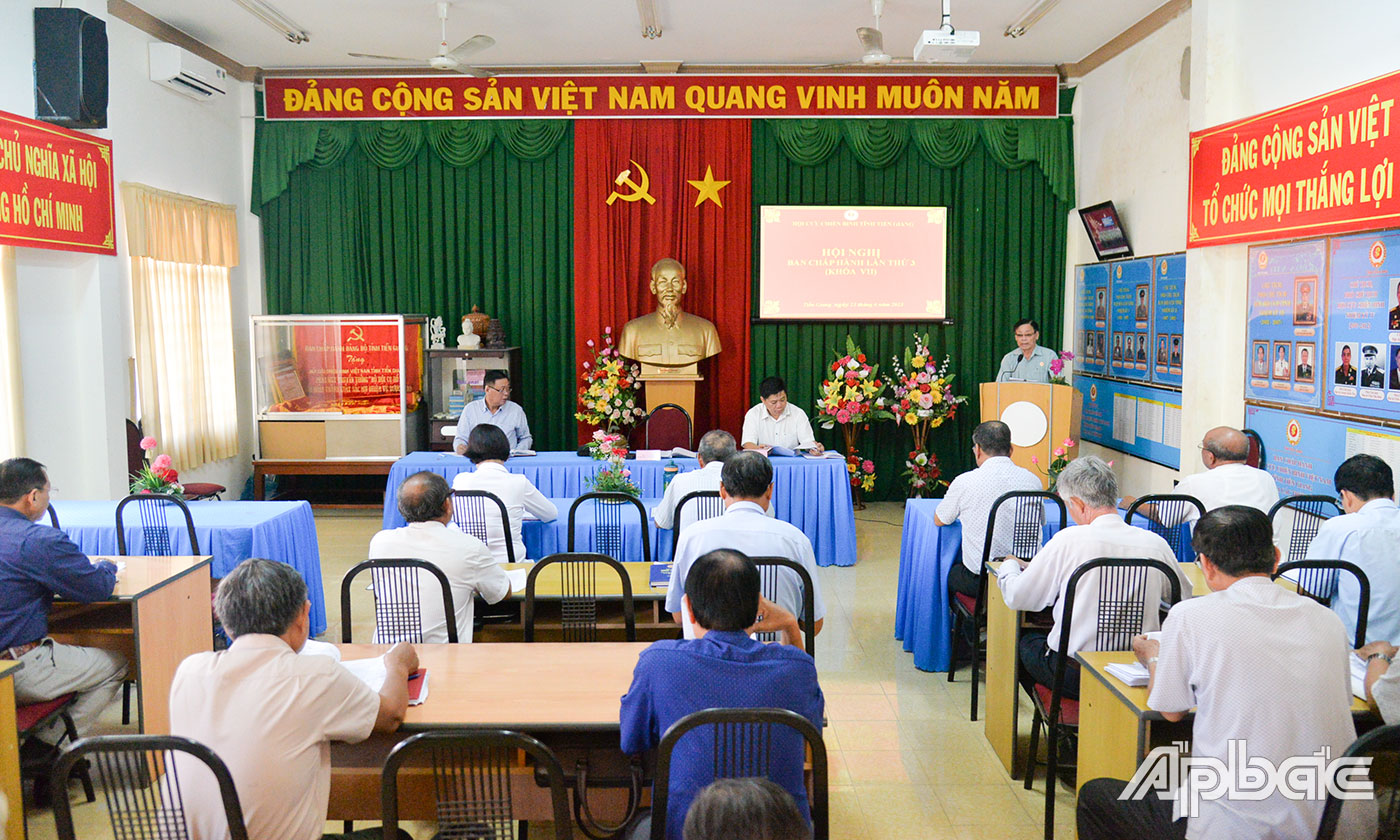 Quang cảnh hội nghị Ban Chấp hành lần thứ 3.