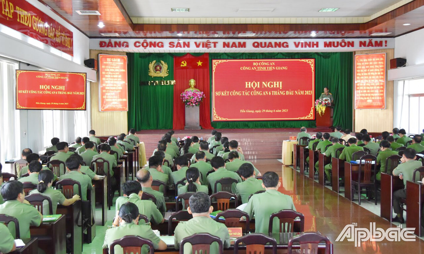 Hội nghị sơ kết công tác Công an 06 tháng đầu năm; triển khai nhiệm vụ, giải pháp công tác trọng tâm 6 tháng cuối năm 2023 và nhìn lại nửa nhiệm kỳ Đại hội XIII của Đảng. Ảnh Trọng Tín