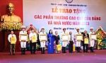 Vice President presents national decorations in Dong Nai Province