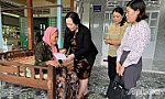 Đoàn công tác HĐND tỉnh Tiền Giang: Thăm, tặng quà gia đình chính sách tại huyện Gò Công Đông