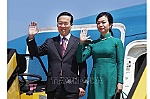 Chủ tịch nước Võ Văn Thưởng tới Vienna, bắt đầu thăm chính thức Cộng hòa Áo