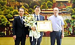 Hue's Honorary Citizenship presented to KOICA Vietnam Country Director