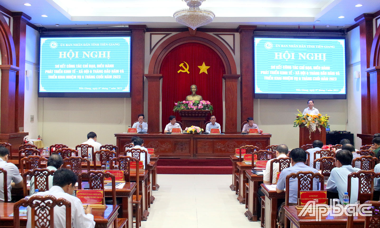 Quang cảnh hội nghị.