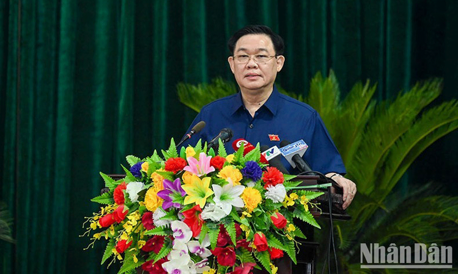 ABO/NDO- National Assembly (NA) Chairman Vuong Dinh Hue lauded the political resolve and efforts by the central province of Quang Tri,