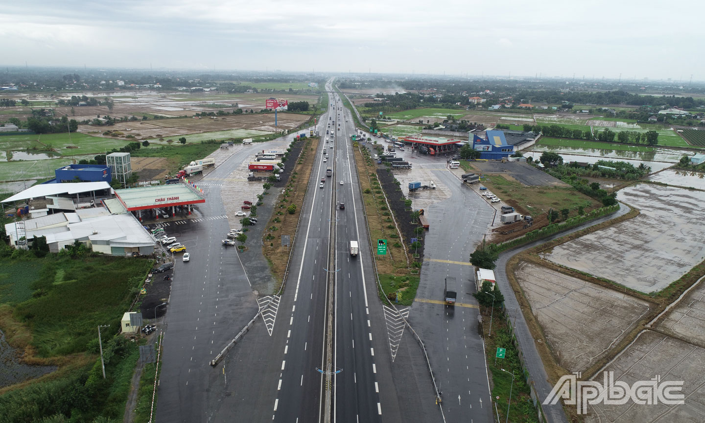 TP. Hồ Chí Minh sẽ phối hợp với Tiền Giang và các tỉnh để mở rộng cao tốc TP. Hồ Chí Minh - Trung Lương.