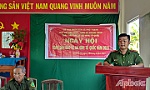 Thượng úy Nguyễn Phan Thanh Chính hết lòng với công việc