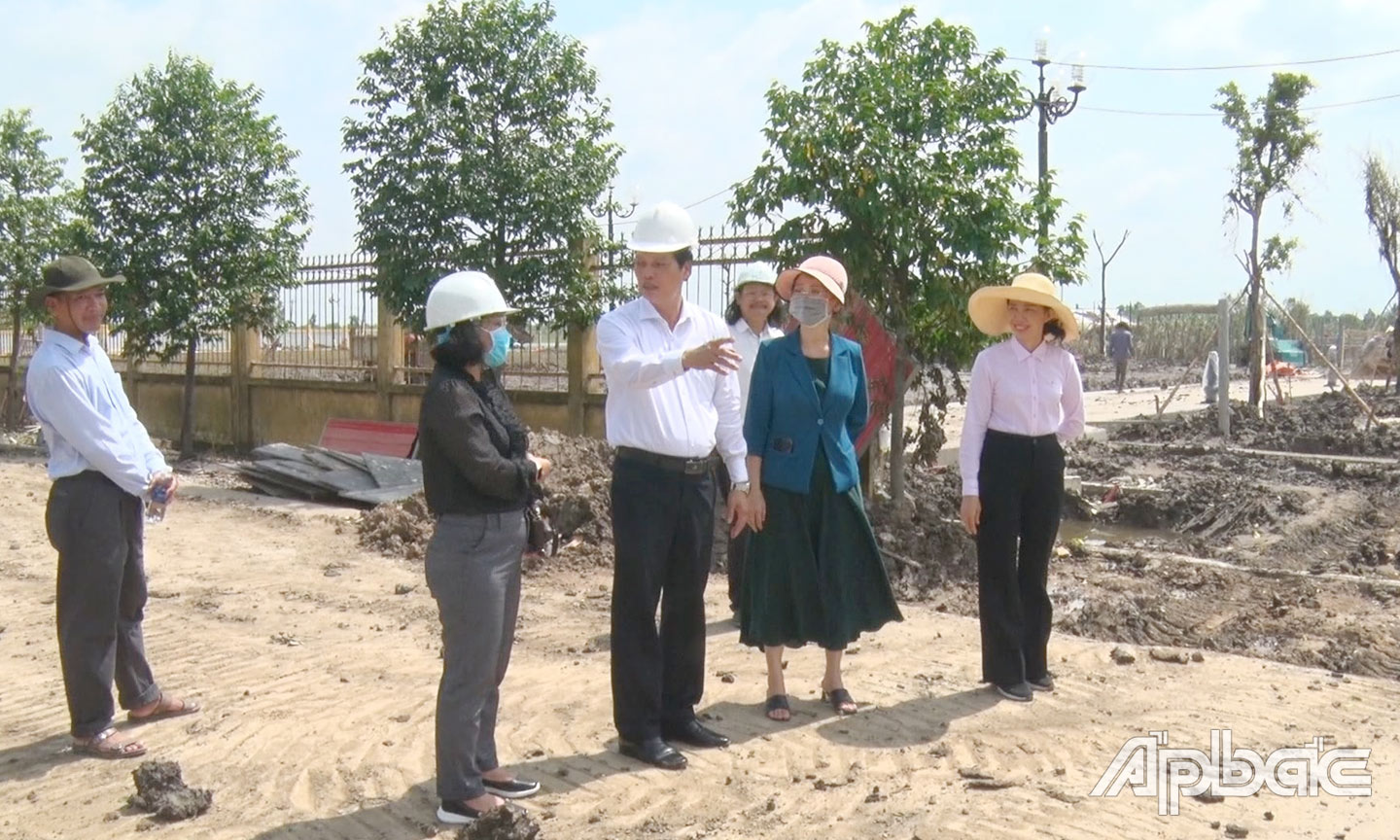 Ông Nguyễn Thành Diệu kiểm tra tiến độ chuẩn bị tổ chức Lễ giỗ Anh hùng dân tộc Trương Định