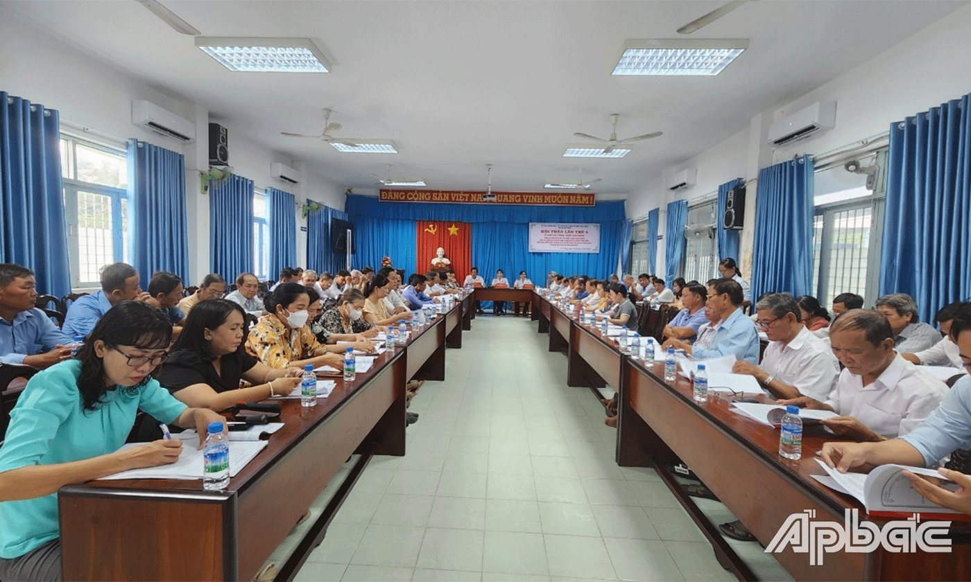 Quang cảnh buổi hội thảo.