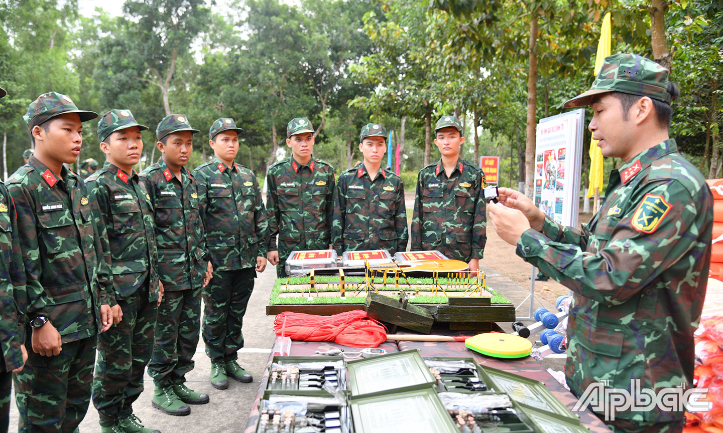 Lực lượng vũ trang tỉnh Tiền Giang không ngừng nâng cao chất lượng huấn luyện, đáp ứng yêu cầu nhiệm vụ trong tình hình mới.                                                                                                                    Ảnh: THANH LÂM