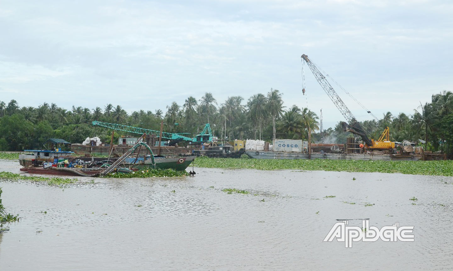 Triển khai thi công hạng mục cầu Chợ Gạo thuộc Dự án Đường tỉnh 864.