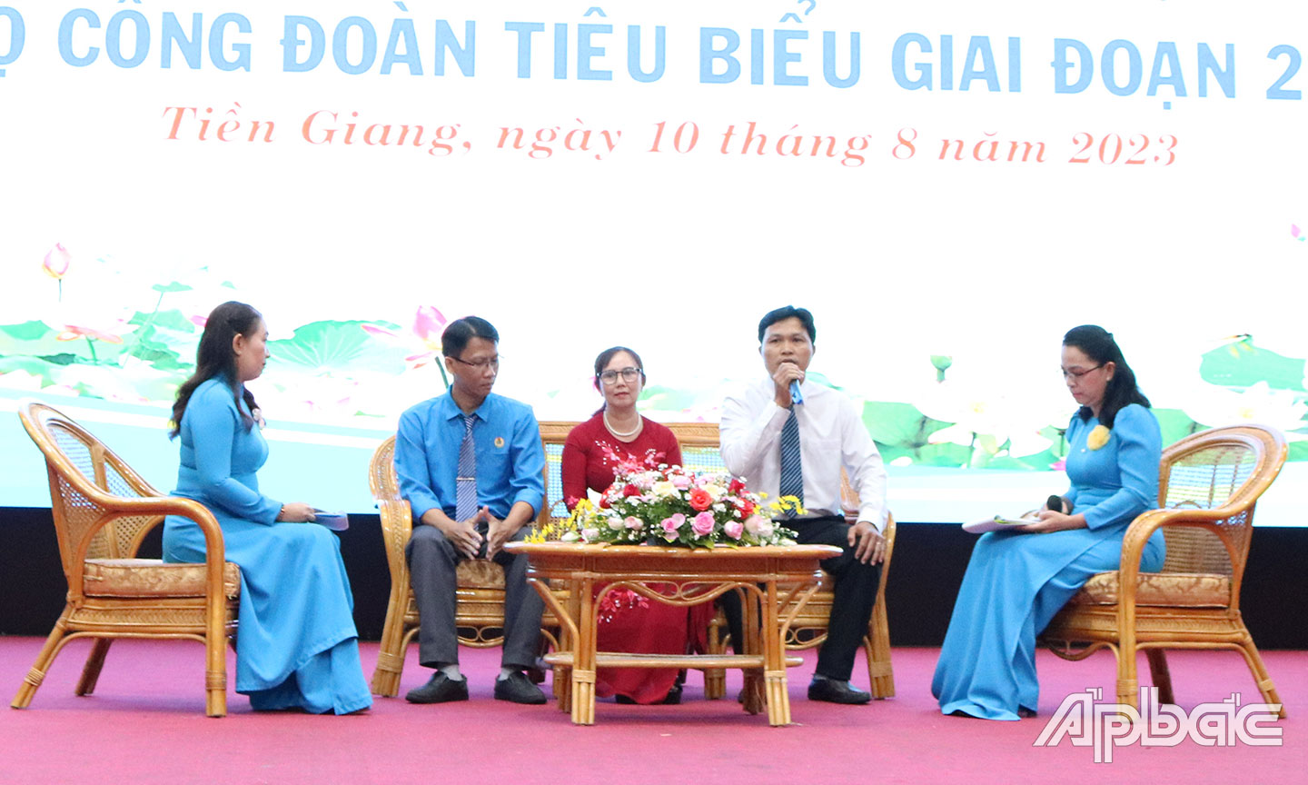  Giao lưu với CNVCLĐ, cán bộ Công đoàn tiêu biểu có nhiều thành tích trong phong trào thi đua “Lao động giỏi, lao động sáng tạo” giai đoạn 2018 - 2023.