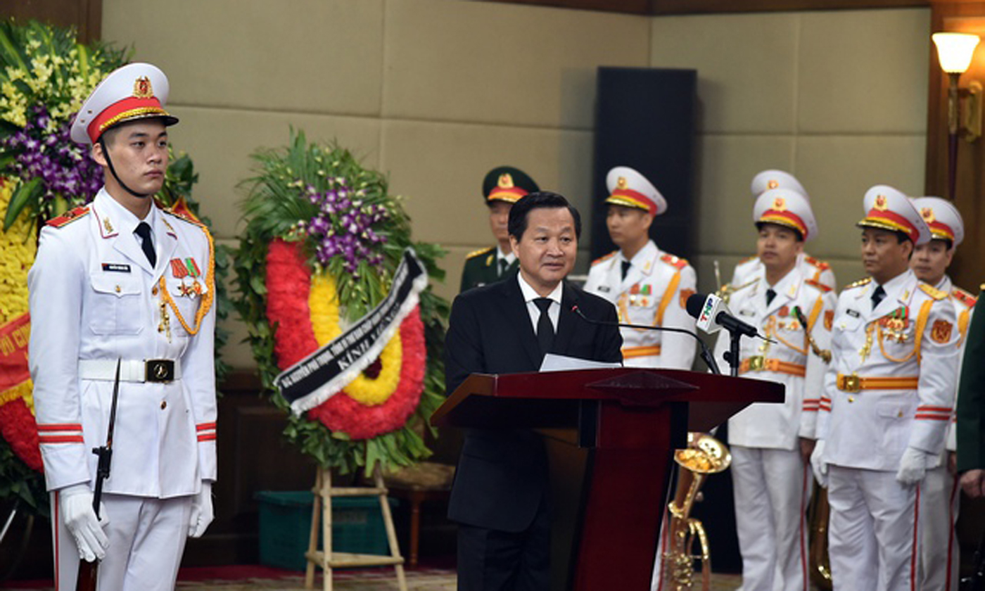 Đồng chí Lê Minh Khái: Sự ra đi của đồng chí Lê Văn Thành là một tổn thất lớn đối với Đảng, Nhà nước, Nhân dân ta và gia quyến. Ảnh VGP/Đức Tuân