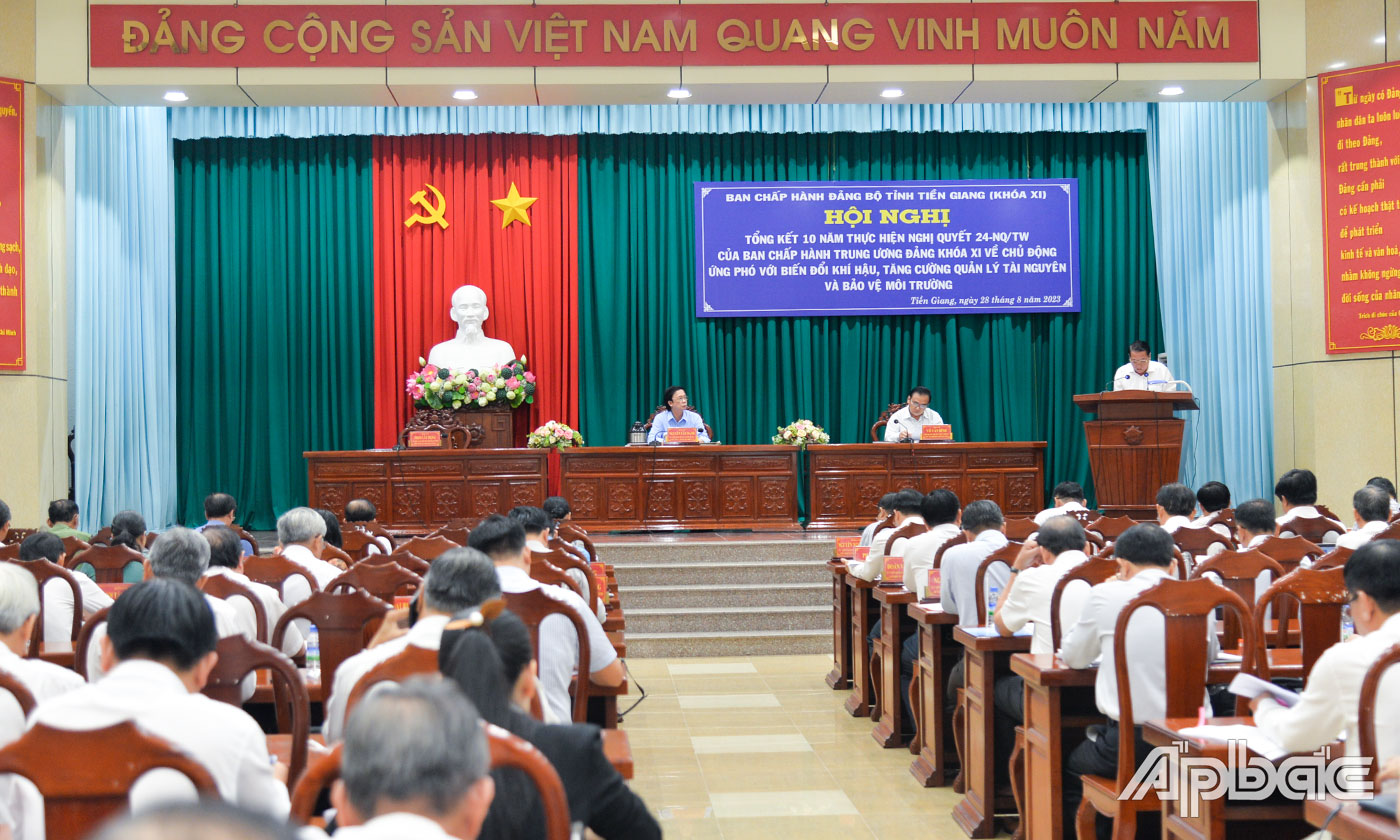 Phạm Văn Trọng, Phó Chủ tịch UBND tỉnh Tiền Giang báo cáo tóm tắt kết quả 10 năm thực hiện Nghị quyết 24.