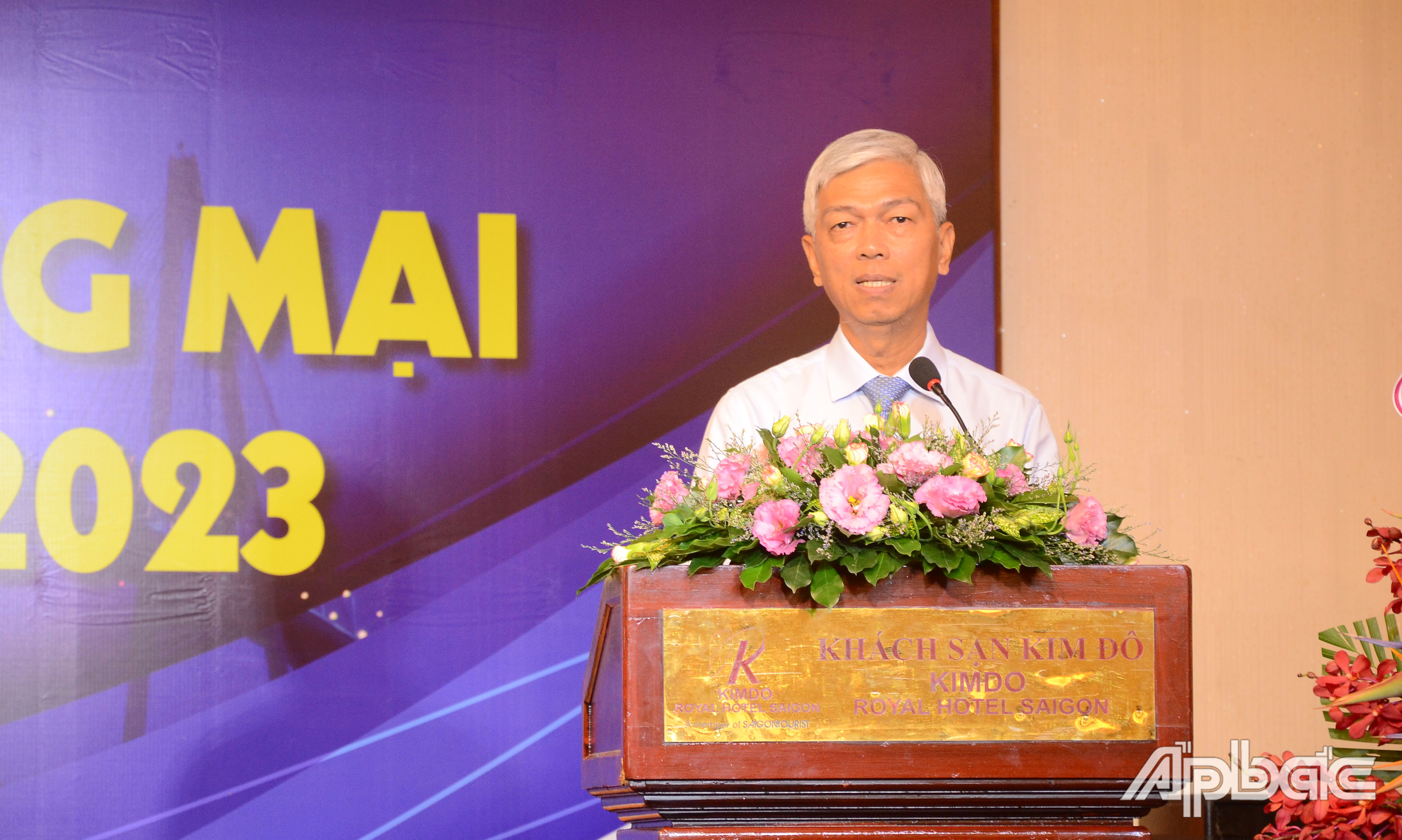 Phó Chủ tịch UBND TP. Hồ Chí Minh Võ Văn Hoan phát biểu tại hội nghị.