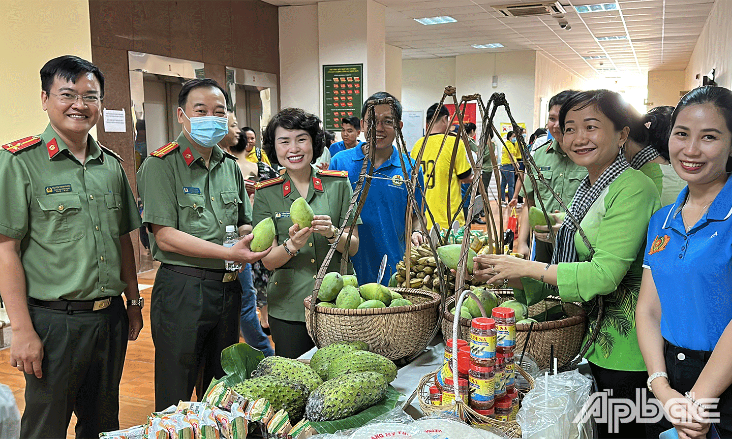 CĐ Công an tỉnh Tiền Giang tham gia hoạt động do CĐ Công an nhân dân tổ chức