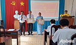 Châu Thành: Trao Huy hiệu Đảng đợt 2-9