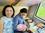 Bé gái chào đời an toàn trên chuyến tàu SE22