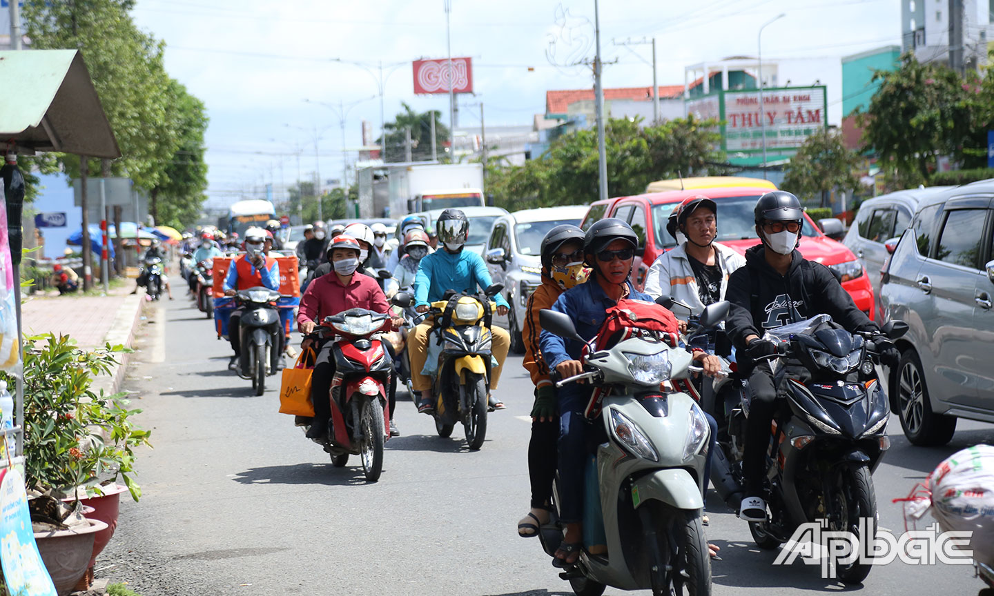 Phương tiện tăng cao nhưng không xảy ra ùn tắc