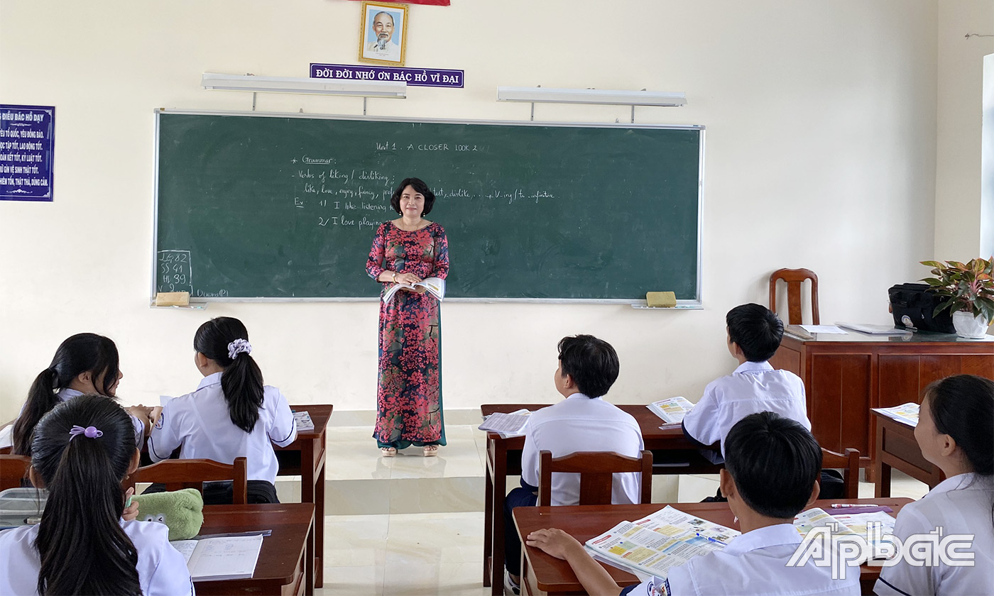 Cô Thu trong giờ lên lớp