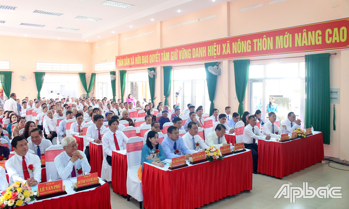 Quang cảnh đại biểu tham dự tại buổi lễ.