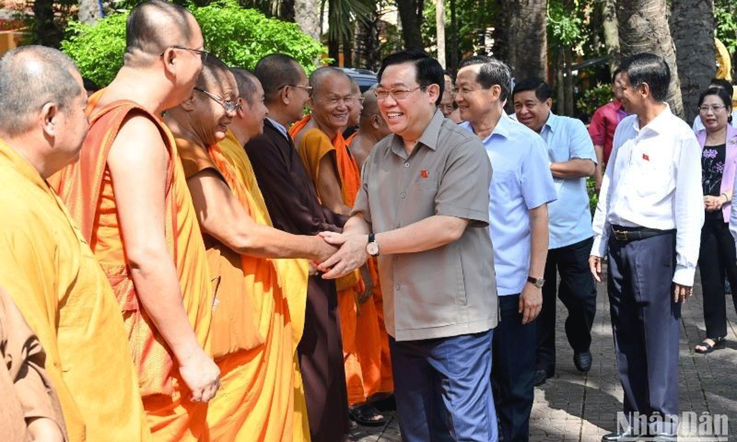 National Assembly Chairman Vuong Dinh Hue in Soc Trang province. (Photo: NDO).