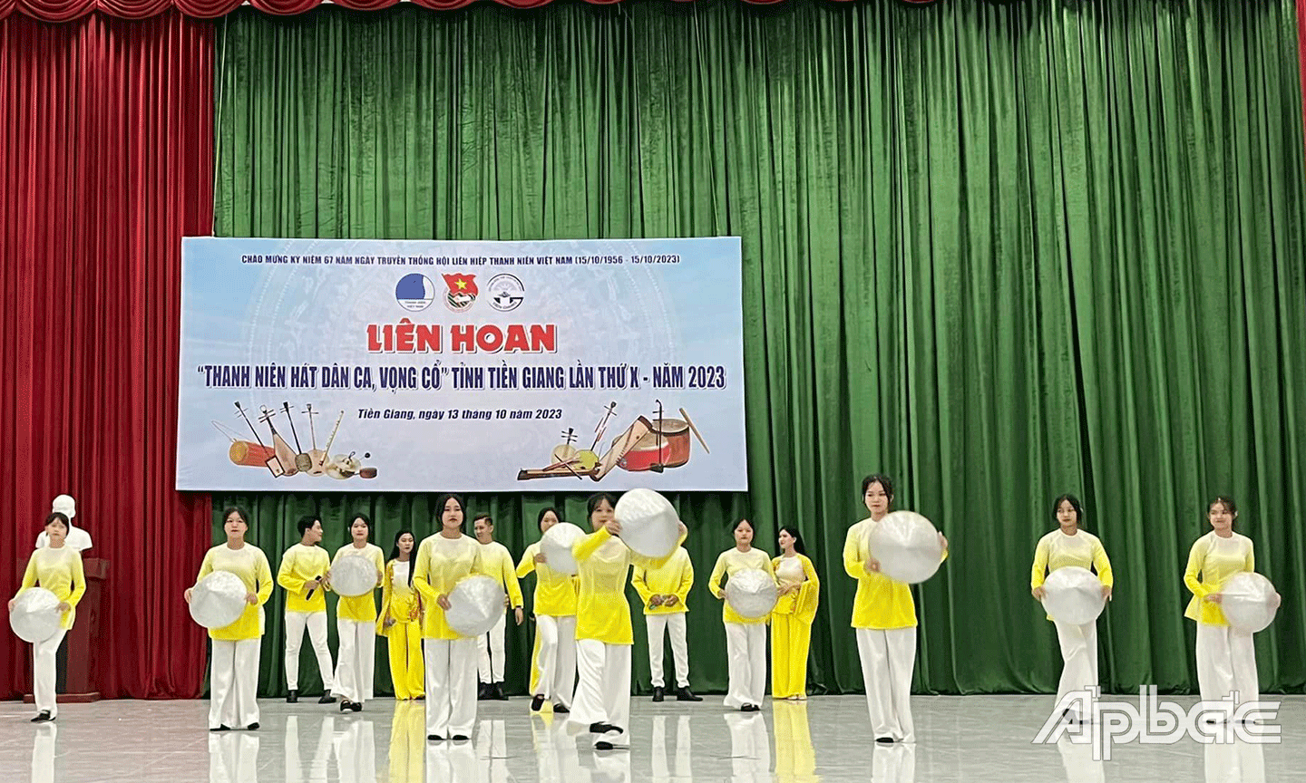 Một tiết mục tại Liên hoan “Thanh niên hát dân ca, vọng cổ” lần thứ X năm 2023.