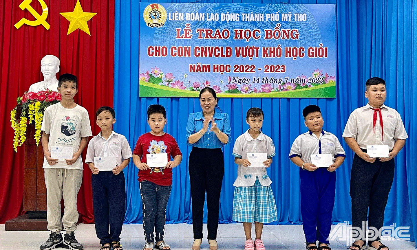 Chủ tịch LĐLĐ TP. Mỹ Tho Phạm Thị Thu Hà 