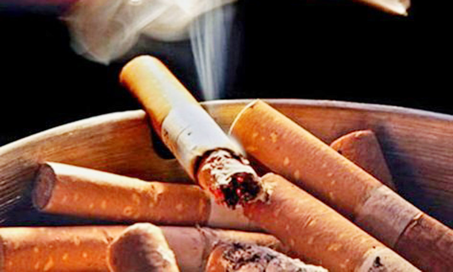 Nguyên nhân hàng đầu của COPD là do hút thuốc lá hoặc hút thuốc lá thụ động. 