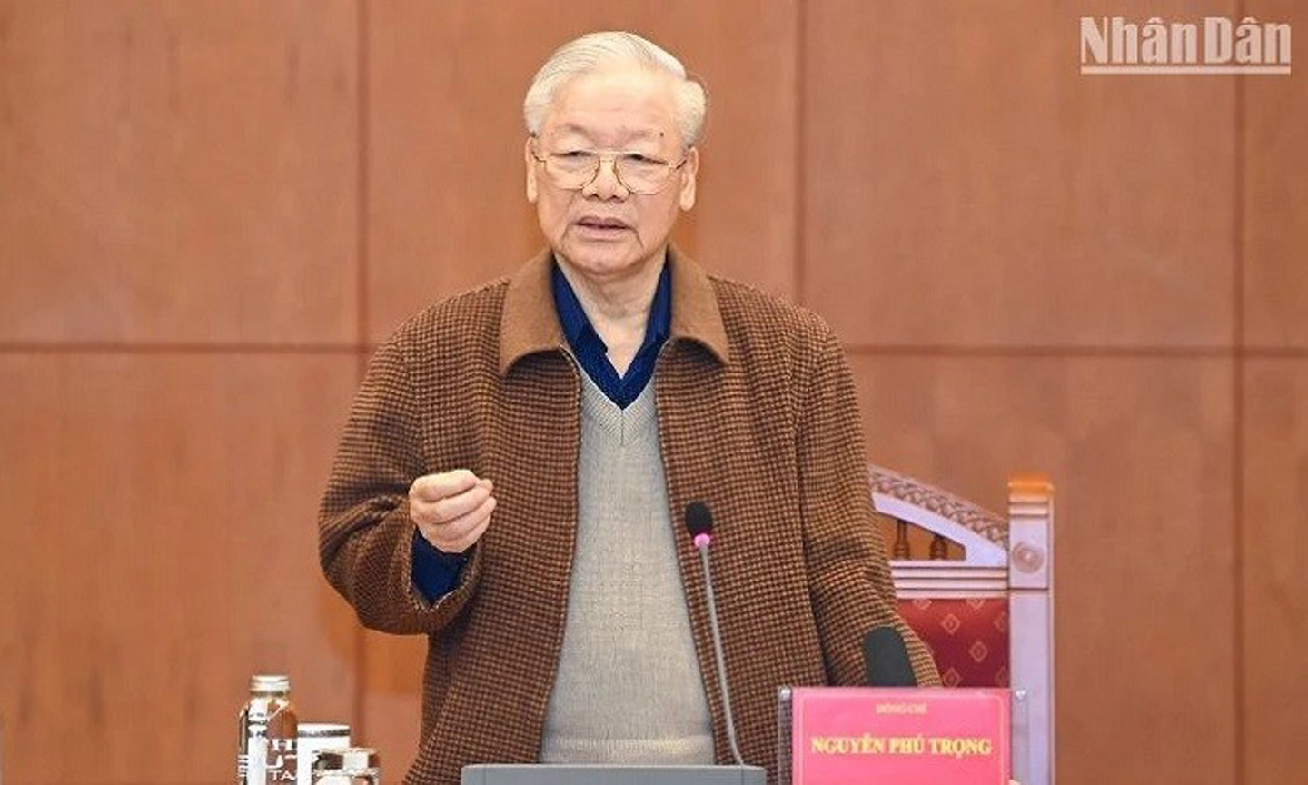 Party General Secretary Nguyen Phu Trong speaks at the meeting.