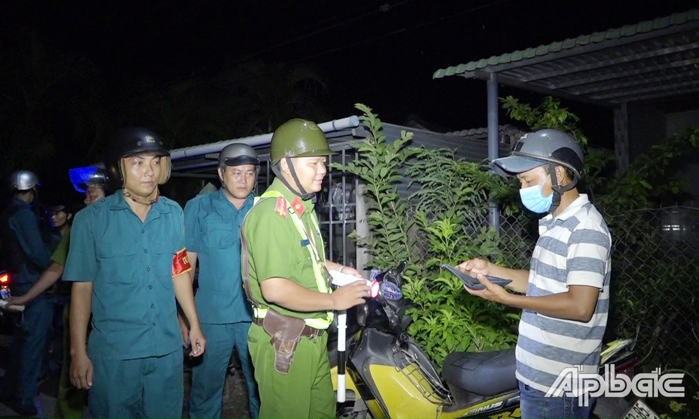 Lực lượng Công an tăng cường tuần tra kiểm soát đảm bảo an ninh trật tự địa phương.