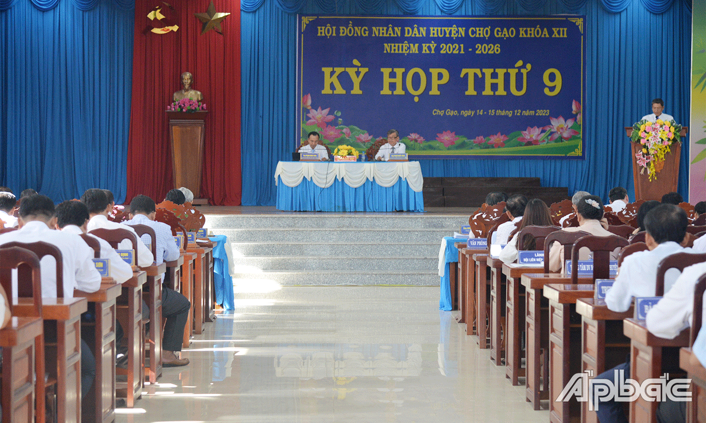 Quang cảnh kỳ họp.