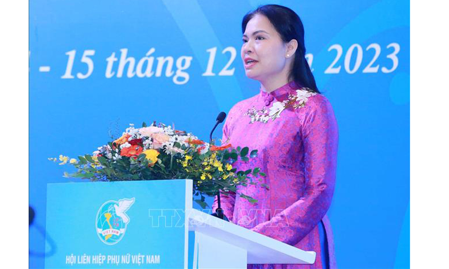 Uỷ viên Trung ương Đảng, Chủ tịch Hội Liên hiệp Phụ nữ Việt Nam Hà Thị Nga phát biểu. Ảnh: Phương Hoa/TTXVN