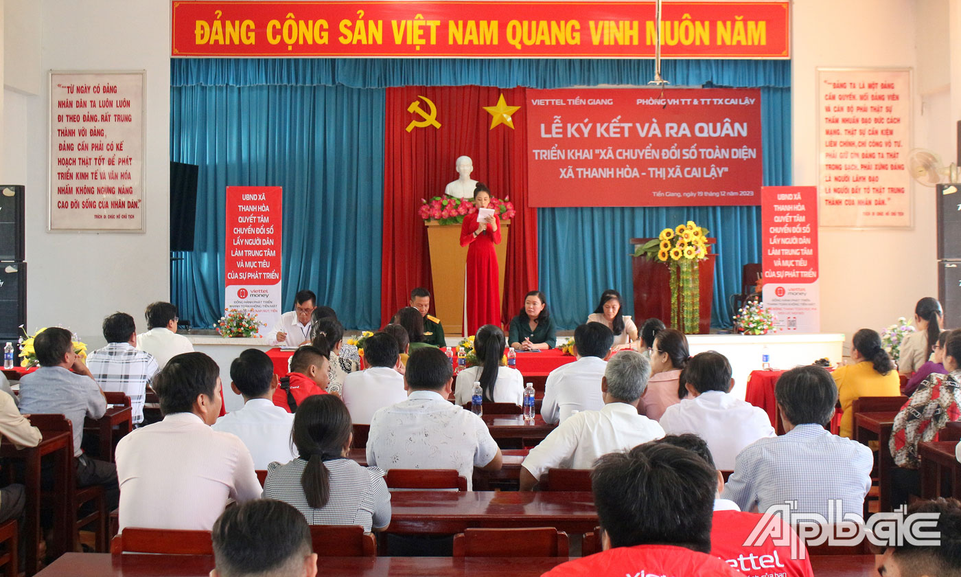 Quang cảnh buổi lễ.