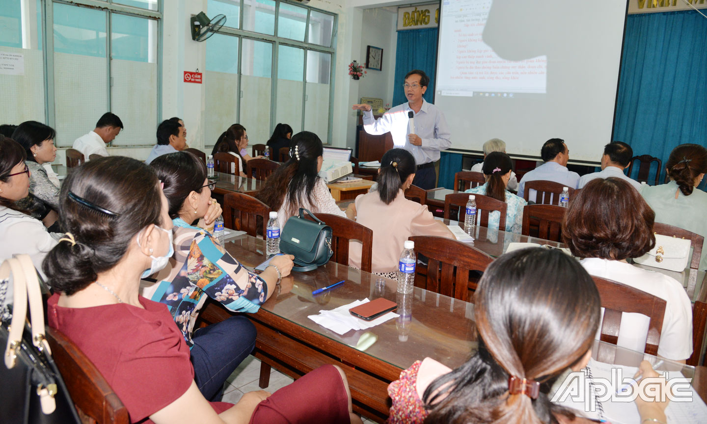 BSCK2 Nguyễn Thành Sang, Chi cục trưởng Chi cục DS-KHHGĐ tỉnh Tiền Giang chia sẻ về những việc cần thực hiện hưởng ứng Tháng hành động quốc gia về dân số và Ngày Dân số Việt Nam năm 2023.