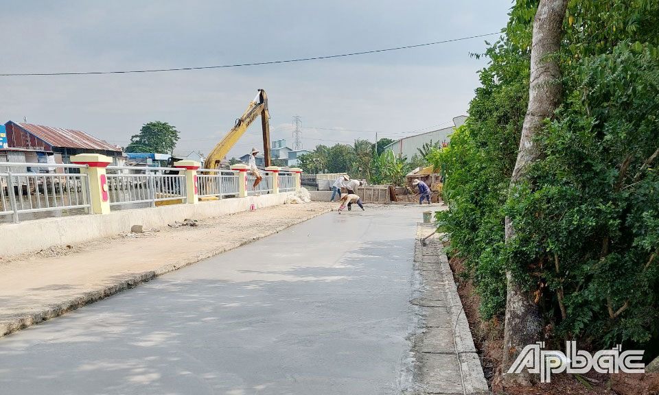 Trong quá trình triển khai Dự án, Ban Quản lý dự án thường xuyên kiểm tra, đôn đốc các nhà thầu đẩy nhanh tiến độ thi công.