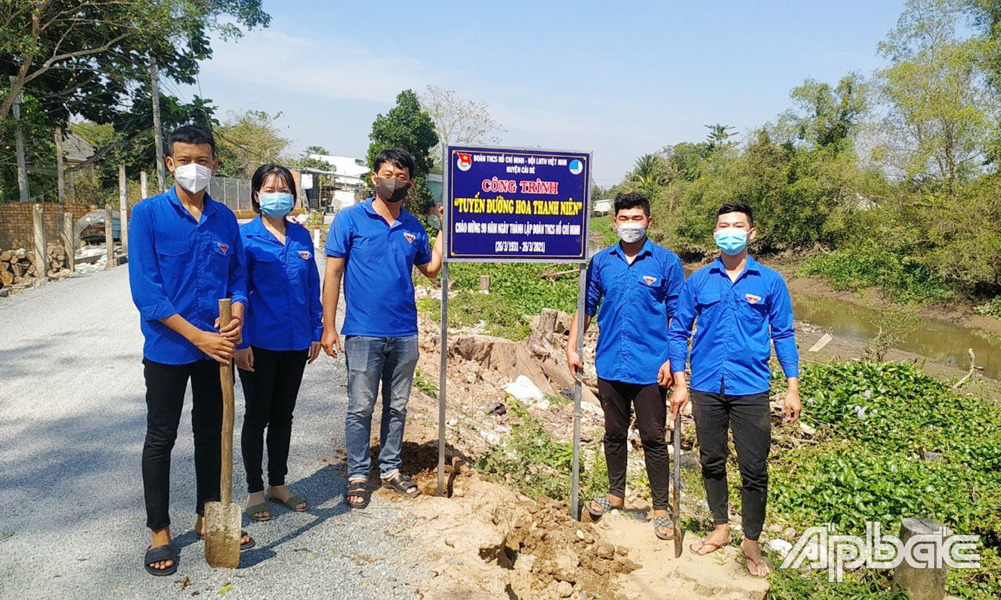 Phó Bí thư Xã đoàn, Chủ tịch Hội LHTN xã An Thái Trung Lê Thành Nhựt luôn đi đầu trong công tác Đoàn - Hội ở địa phương.