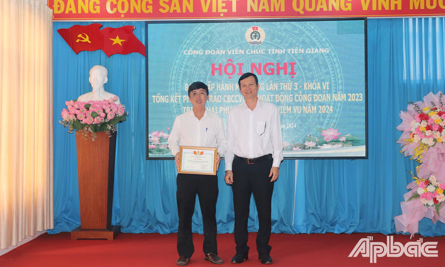 Khen thưởng Chuyên đề ”Văn hóa Thể thao”