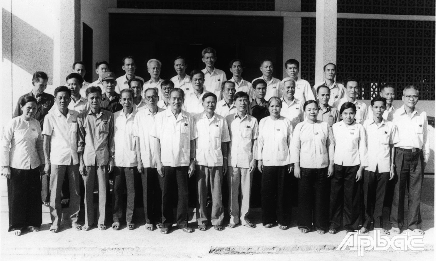 Ban Chấp hành Đảng bộ tỉnh Tiền Giang khóa I, nhiệm kỳ 1976 - 1979.                                                                                                                                                                       Ảnh: Trần Biểu 