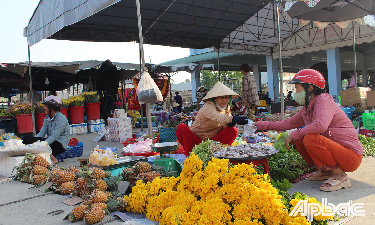 Một góc chợ quê những ngày giáp tết.