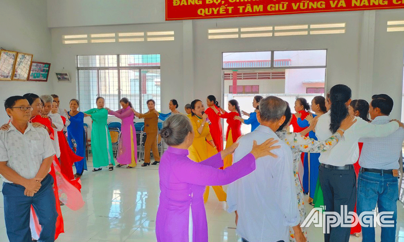 Nội dung sinh hoạt đa dạng, hấp dẫn.