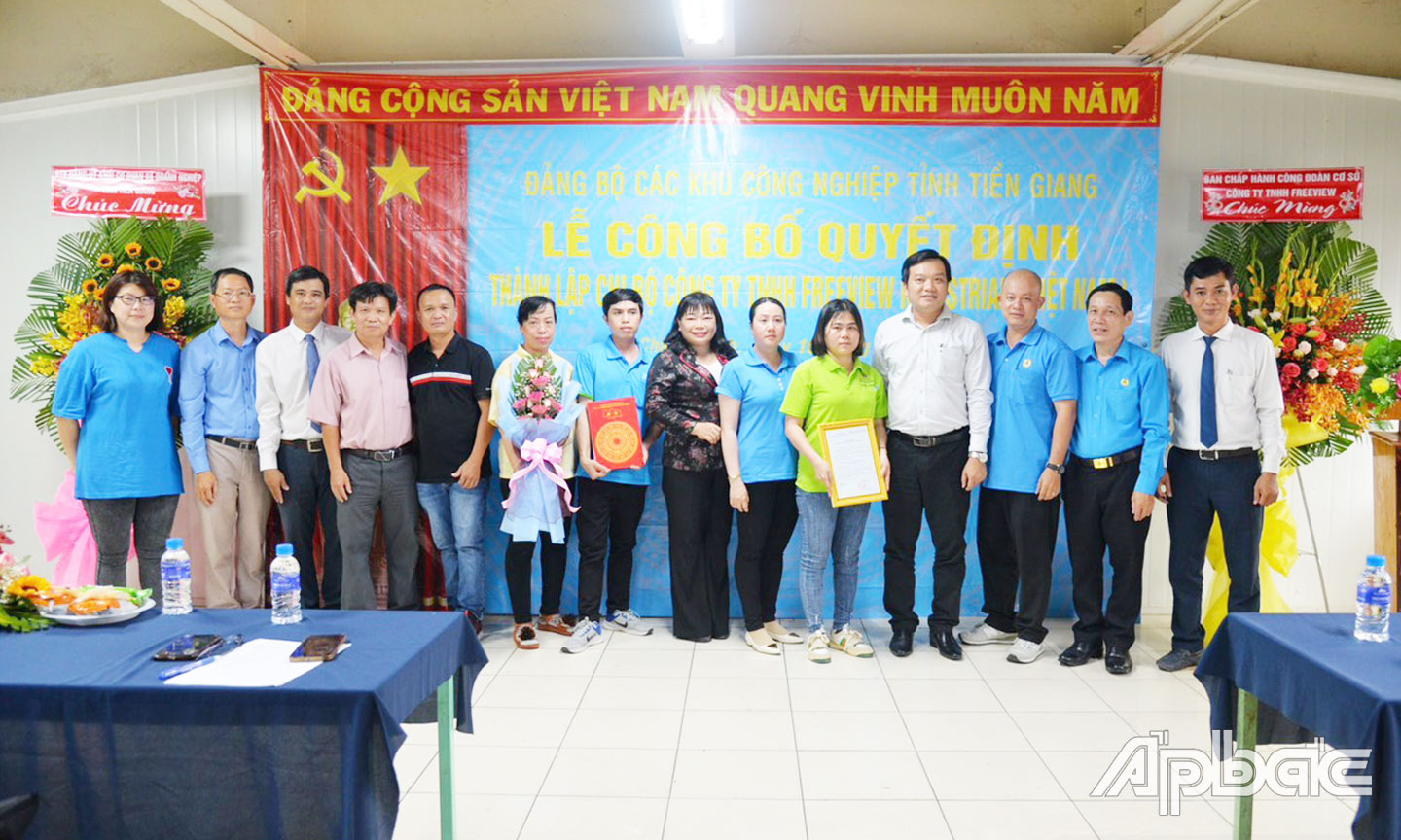 Trong năm 2023, Đảng ủy Khối đã thành lập 4 chi bộ trong doanh nghiệp trực thuộc Đảng bộ Các khu công nghiệp.