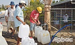 Tiền Giang: Mở 62 vòi nước công cộng và 40 điểm lấy nước miễn phí qua bồn chứa
