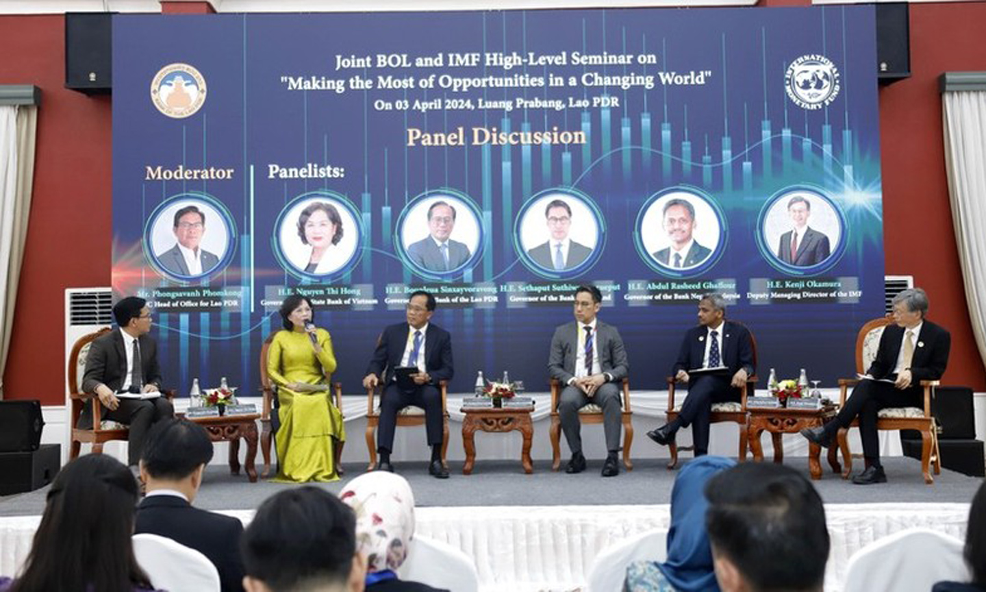 ABO/NDO- Vietnam’s macro-economic achievements were applauded at an international workshop co-organised by the International Monetary Fund (IMF) and the Bank of Laos on April 3 in Luang Prabang.