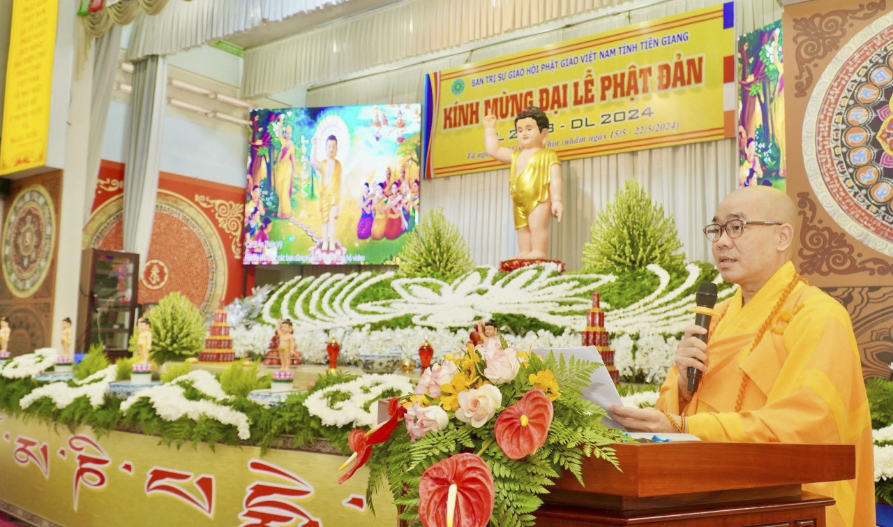 Thượng tọa Thích Quảng Lộc, Trưởng Ban Trị sự Phật giáo tỉnh độc diễn văn khai mạc Tuần lễ Phật Dđảng Phật lịch 2568