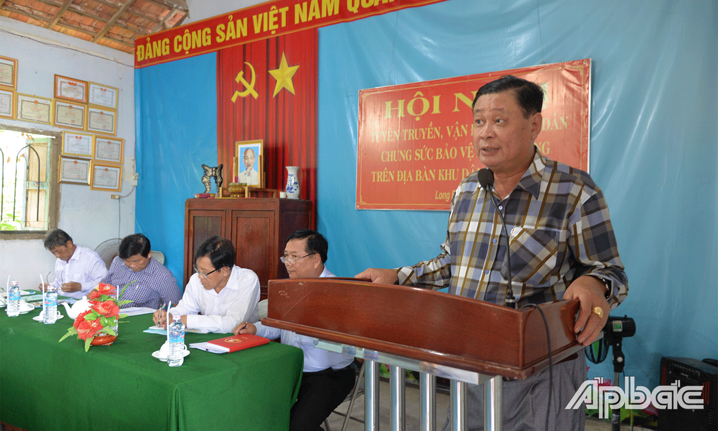 Phó Trưởng Ban Dân vận Tỉnh uỷ Nguyễn Trọng Hữu phát biểu tại buổi tuyên truyền.