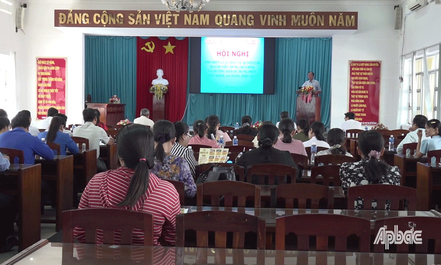 Quang cảnh hội nghị