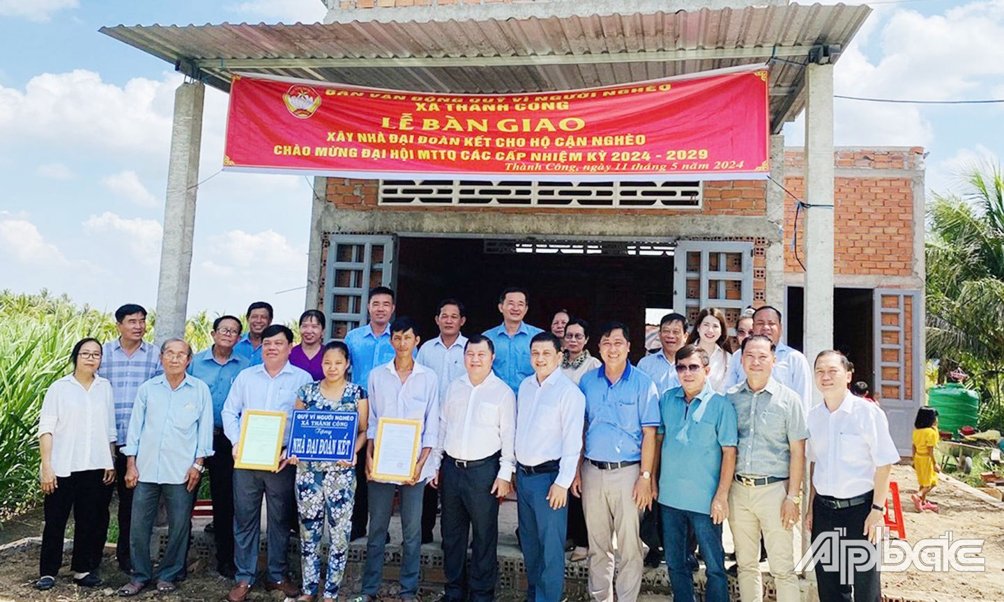 Trong nhiệm kỳ qua, MTTQ các cấp trong tỉnh đã xây mới, sửa chữa 2.391 nhà đại đoàn kết.