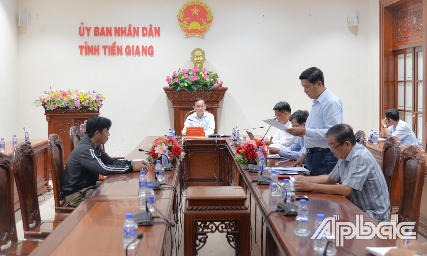 Chủ tịch UBND tỉnh Tiền Giang Nguyễn Văn Vĩnh chủ trì tiếp công dân định kỳ