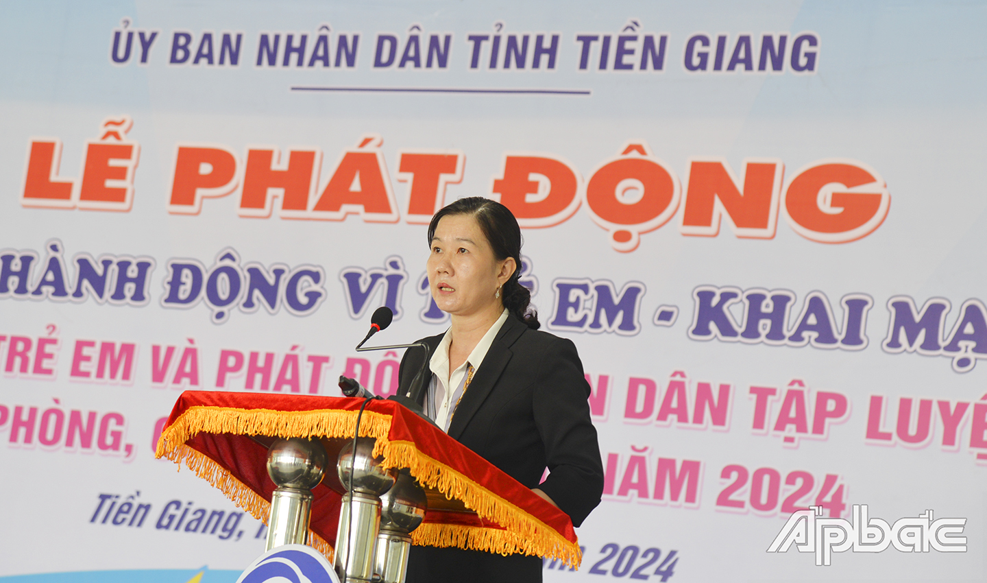 Đồng chí Nguyễn Thị Mỹ Nương, Phó Giám đốc Sở LĐ-TB&XH phát biểu phát động Tháng hành động Vì trẻ em năm 2024.